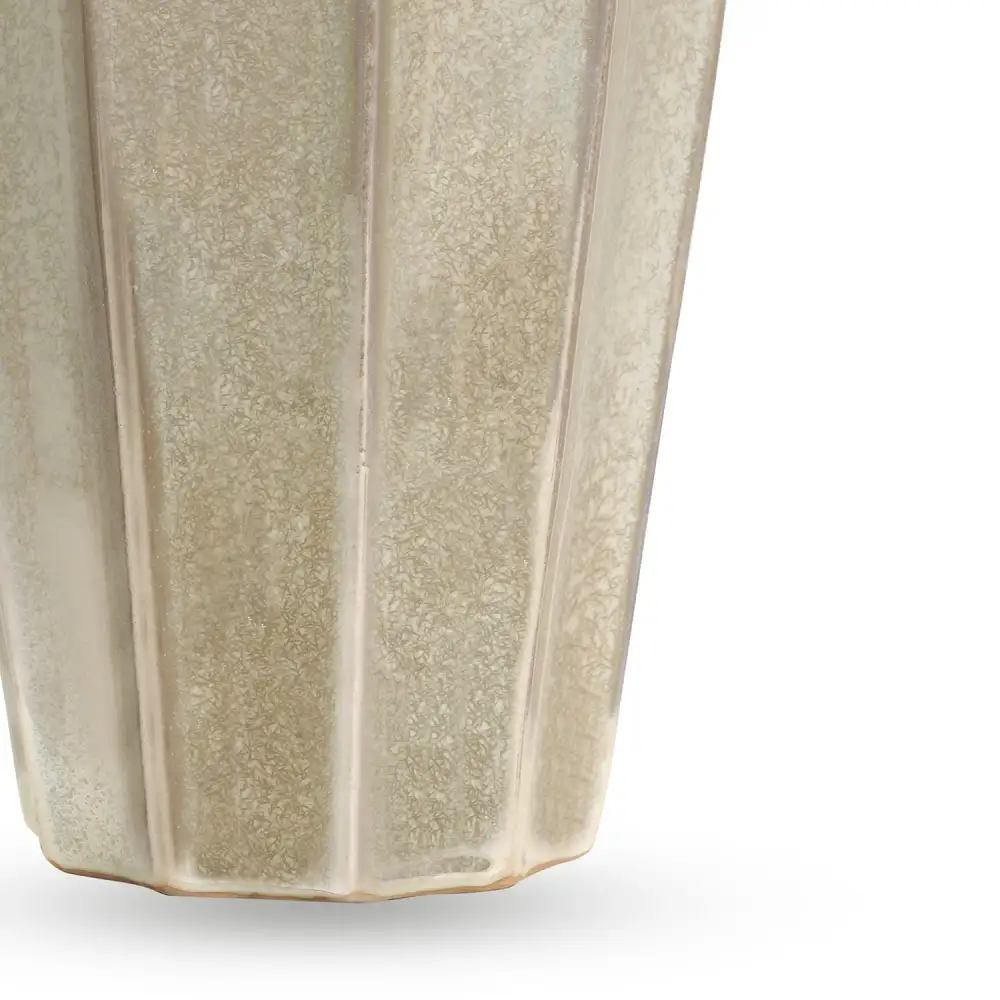 Ivory Smooth Ceramic Vase