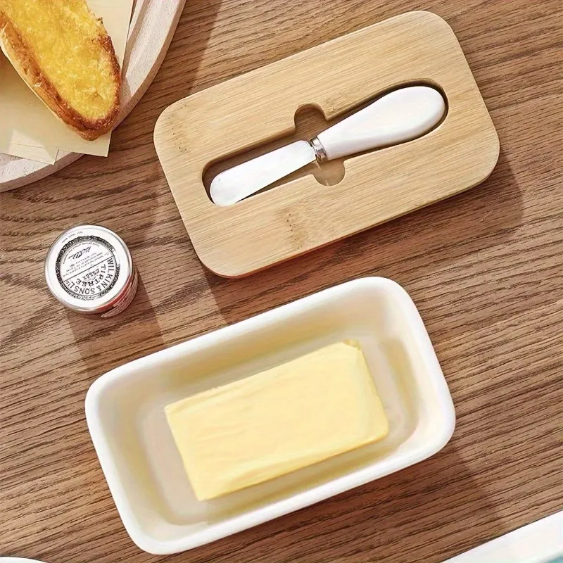 Butter Container with Knife