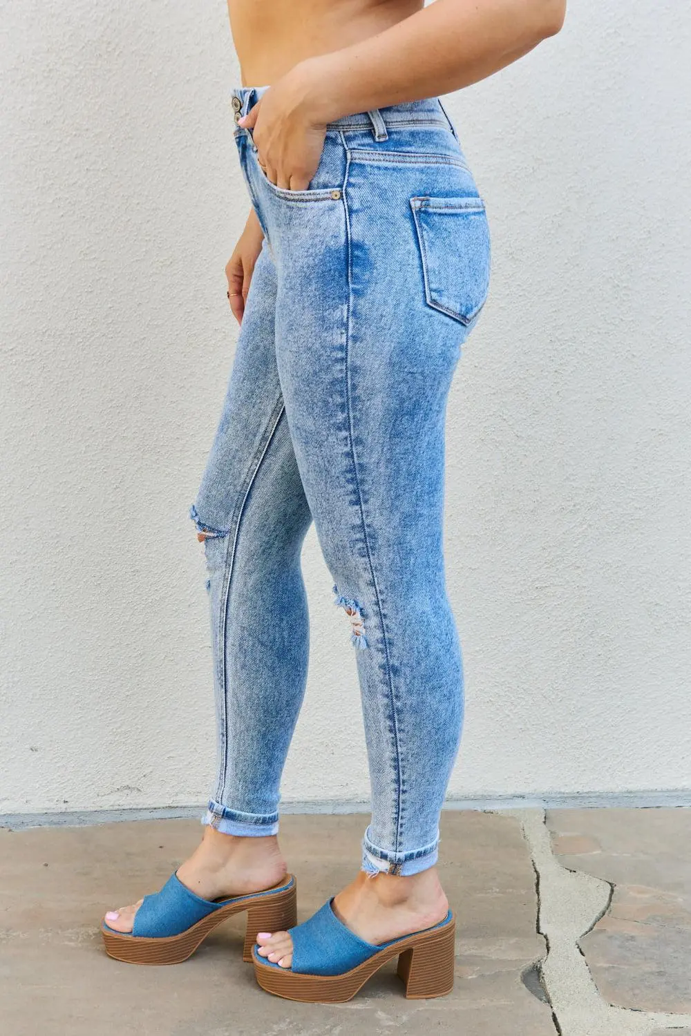 Flowing Simple Denim Jeans