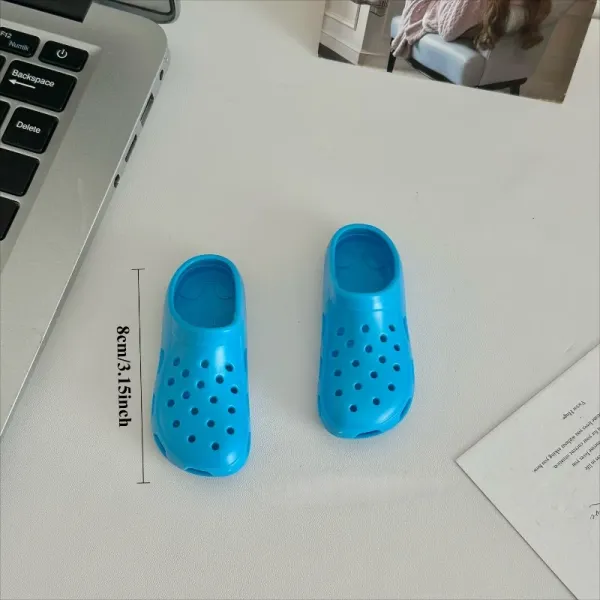 Croc-Shape Toothbrush Holder