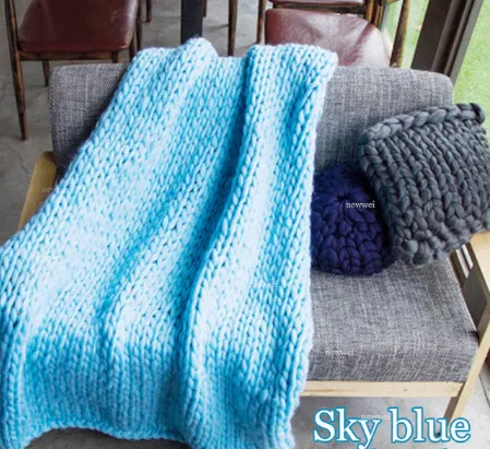 Chunky-Knit Knitted Wool Decorative Throw Blanket