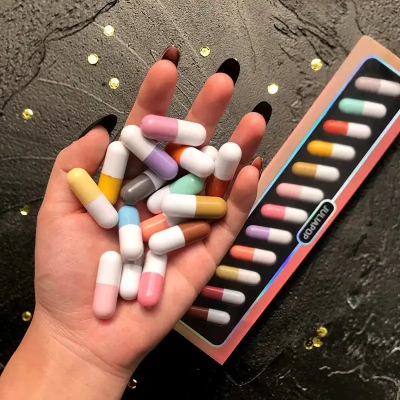 Precise Detail Lip Stick Set
