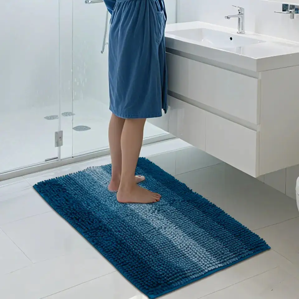 Gradient Stripe Bath Rug