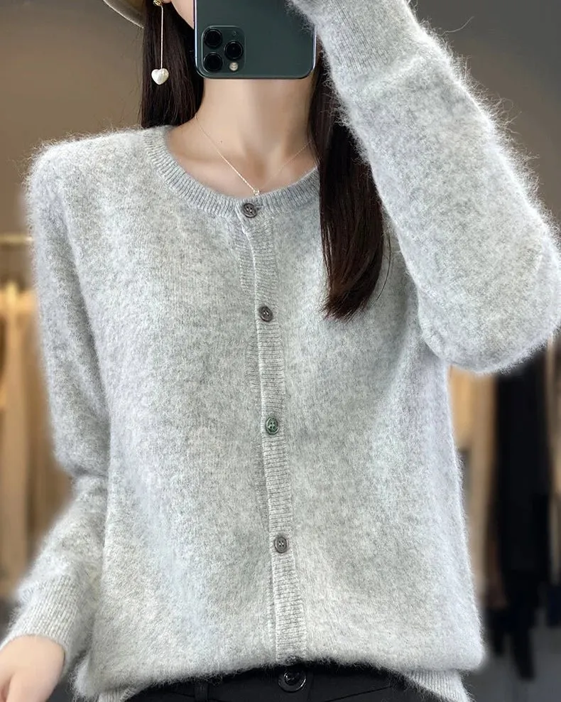 Classic Mink-Cashmere Cashmere Button-Front Crew-Neck Cardigan