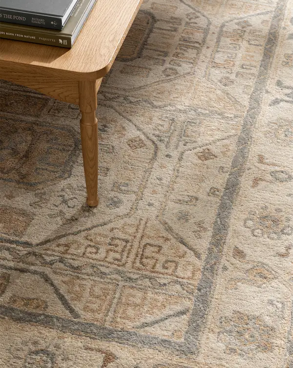 Durable-Weave Classic Hand-Tufted Wool Area Rug