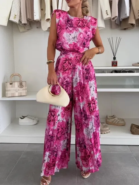Polished Set with Pleated Trousers and Top