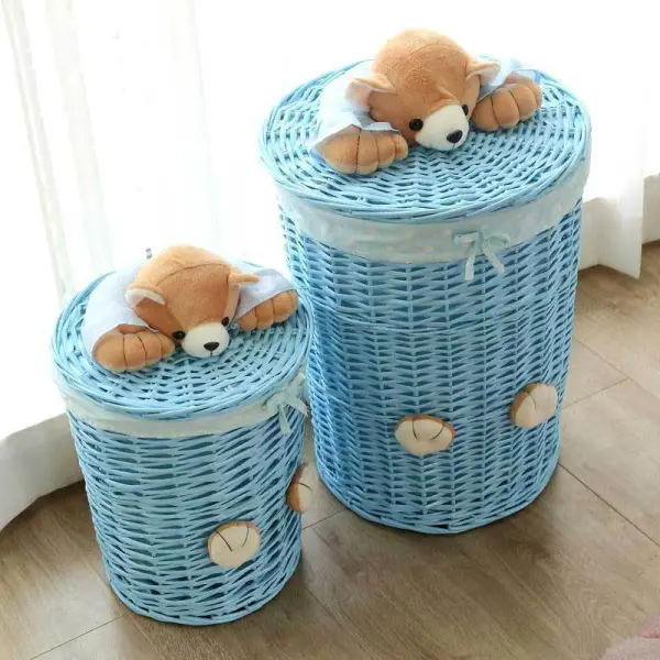 Practical Lidded Woven  Wicker Laundry Basket