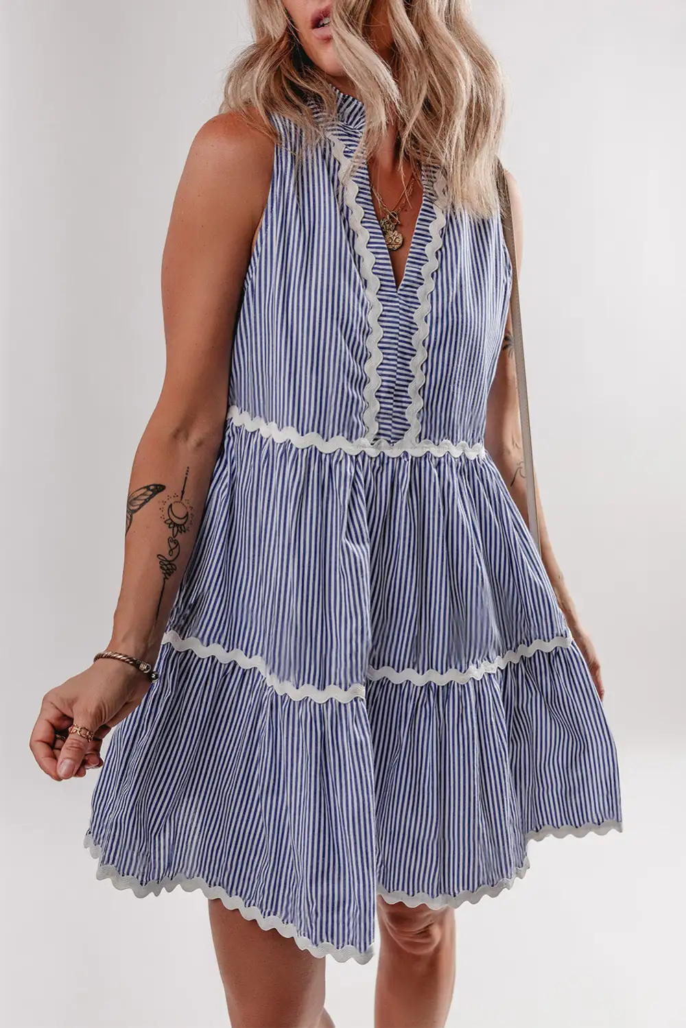 Chic Striped Contrast Trim V-Neck Mini Dress