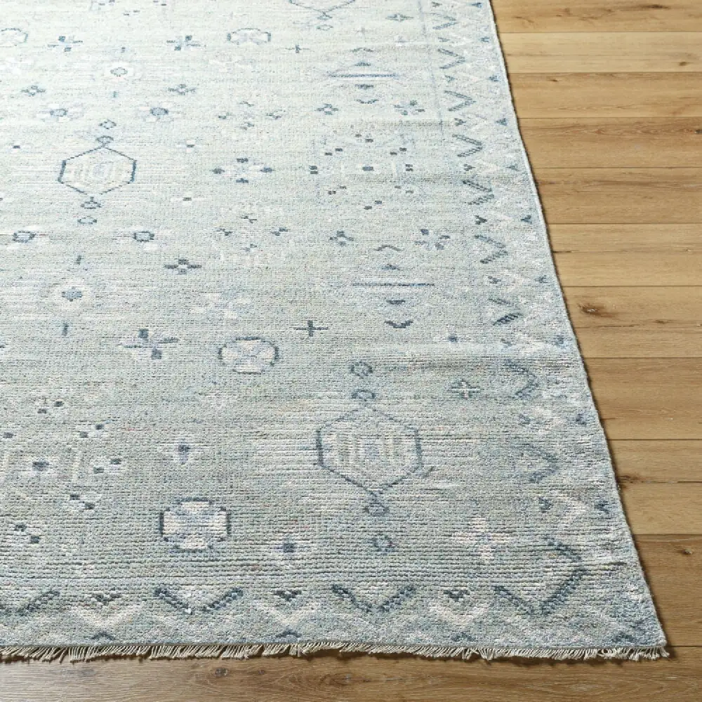 Patterned Wool Viscose Carpet
