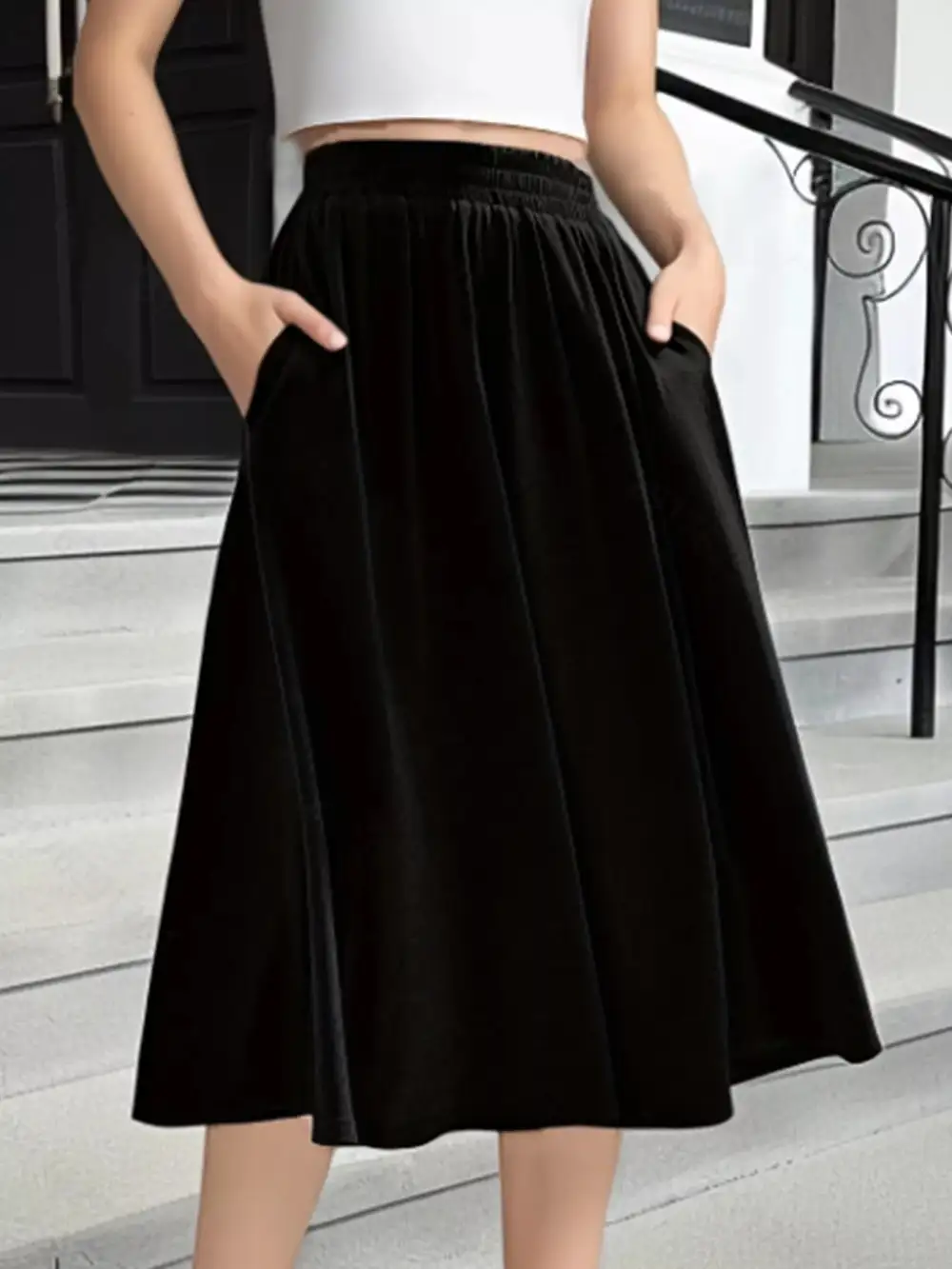 Elastic Waist A-line Skirt with Pockets