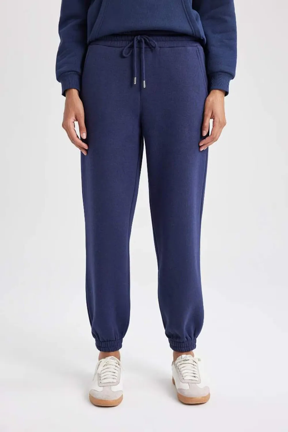 Chic Solid Trousers