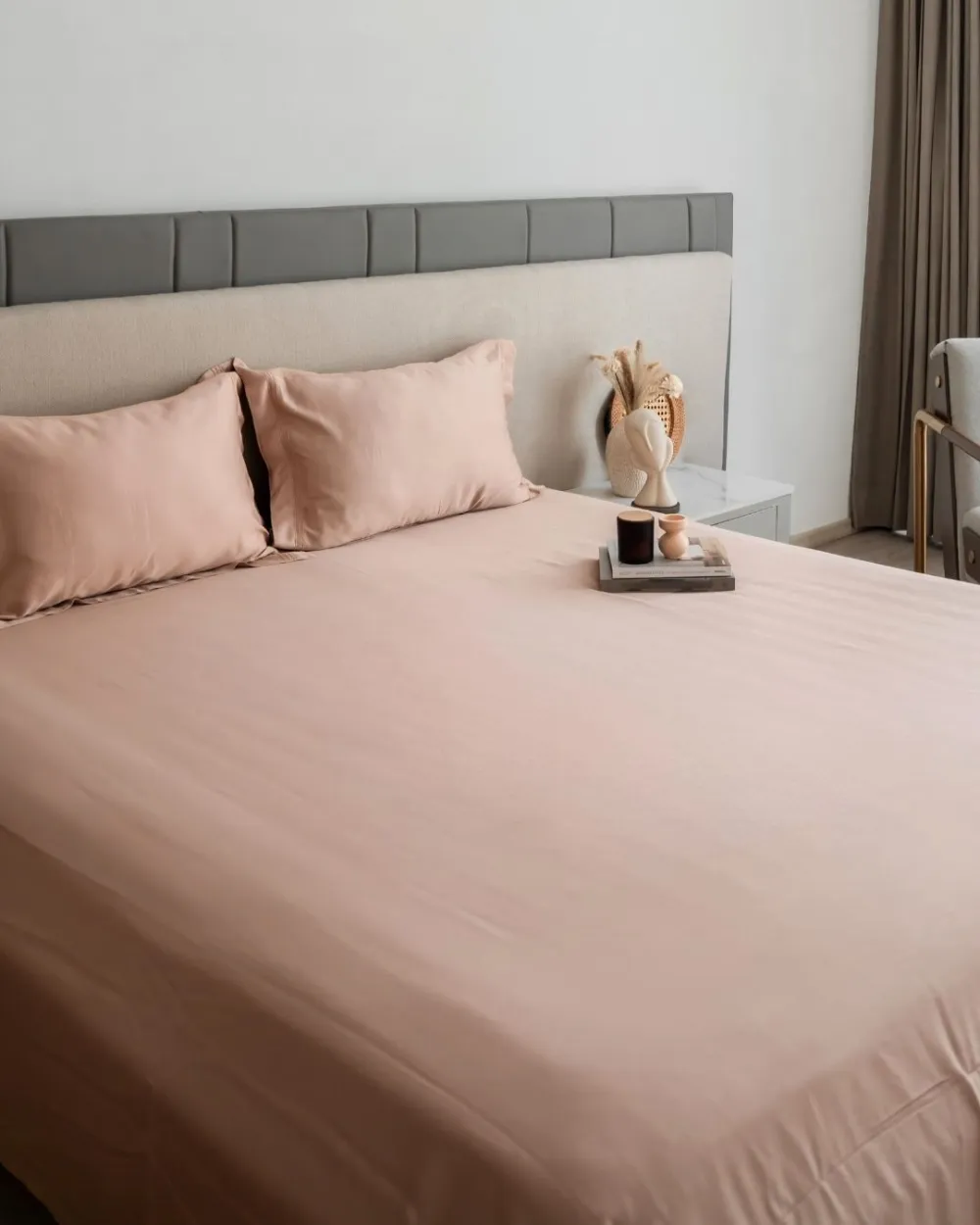 Pink Pleated Super King Size Tc Bamboo Bedsheet Set