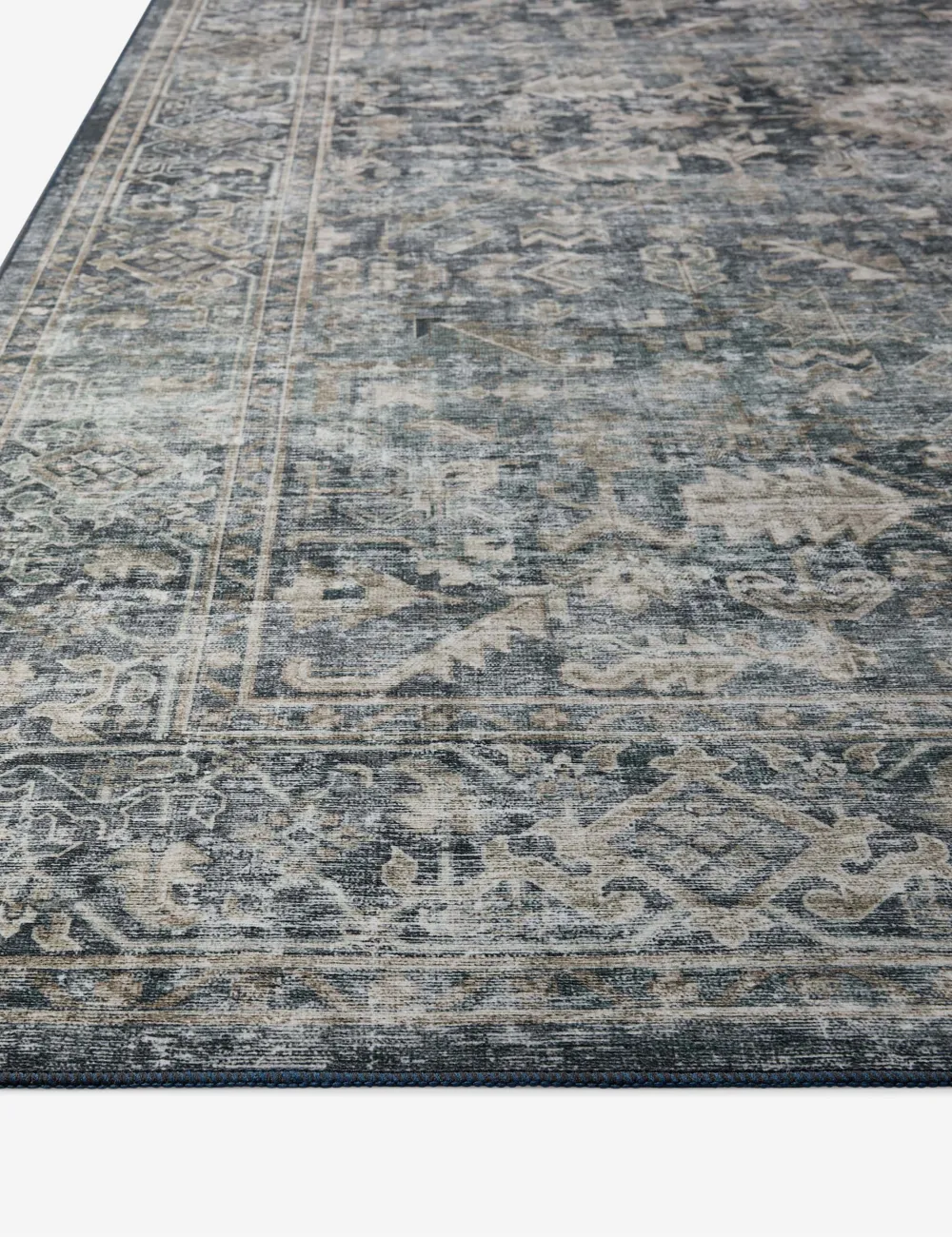 Performance Traditional Motif Machine Woven Polyester Area Rug