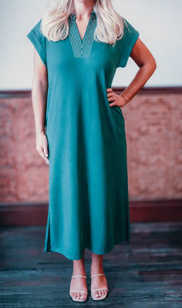Short Sleeve Collared Knit Dress