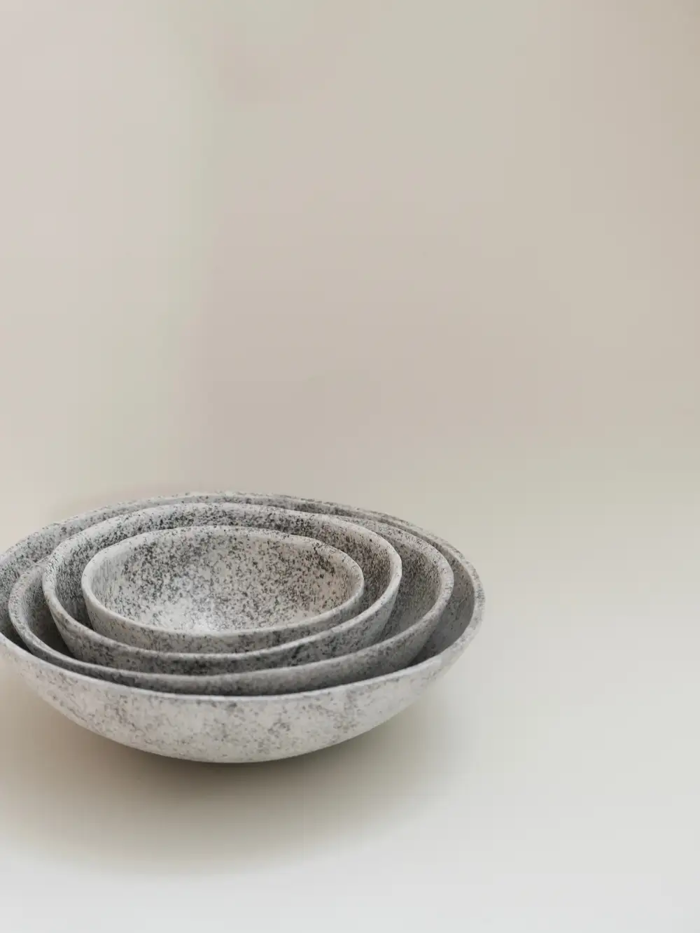 Round Bowl Kitchen Tableware Piece