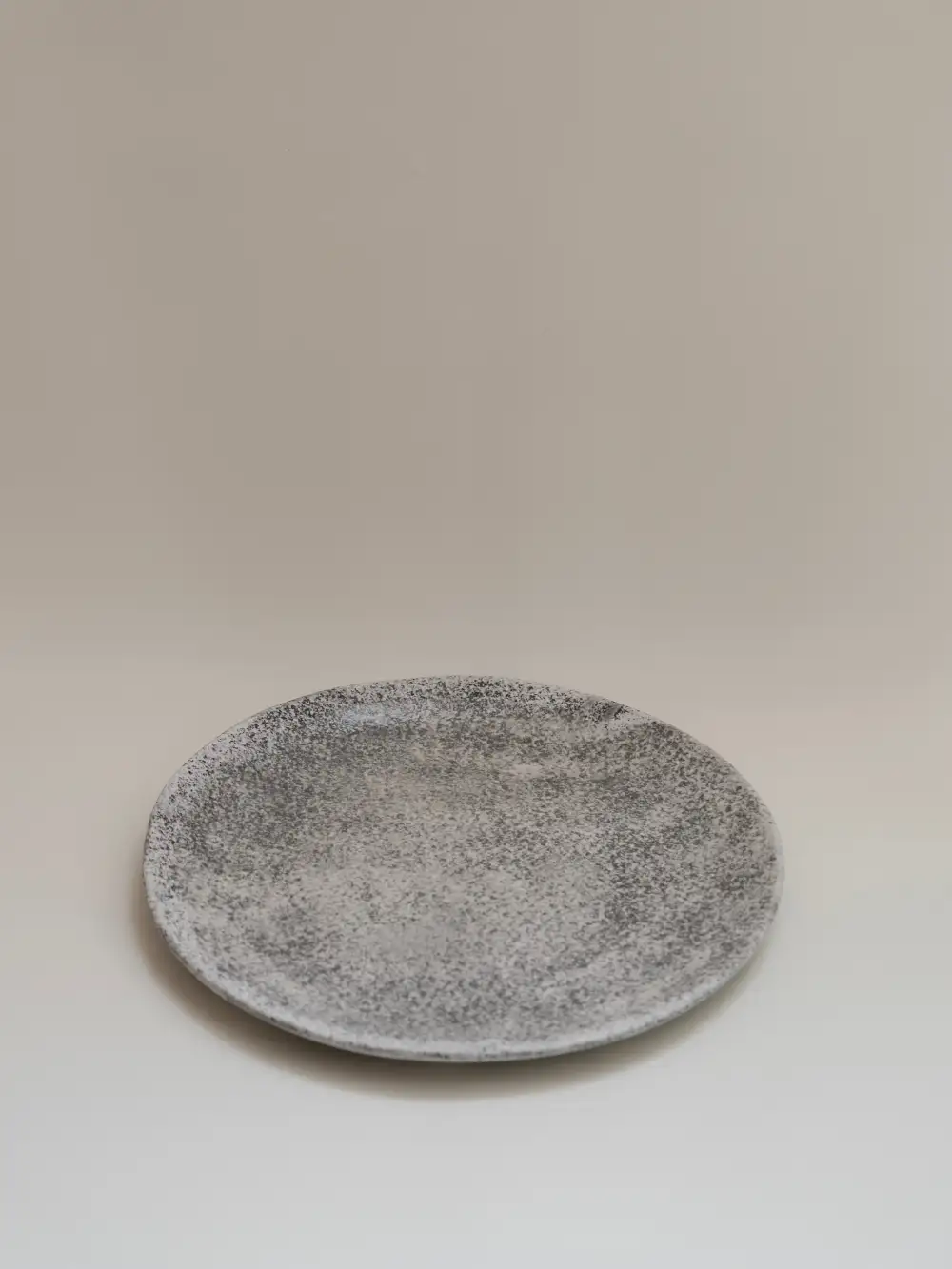 Glazed Flat Plate Kitchen Tableware Piece