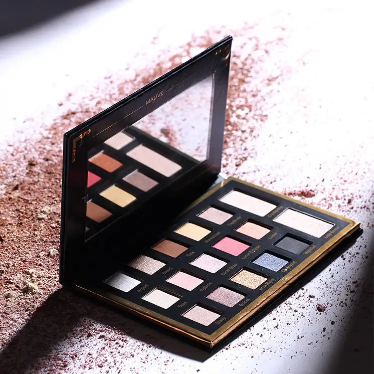 Soft Glam Eyeshadow Palette