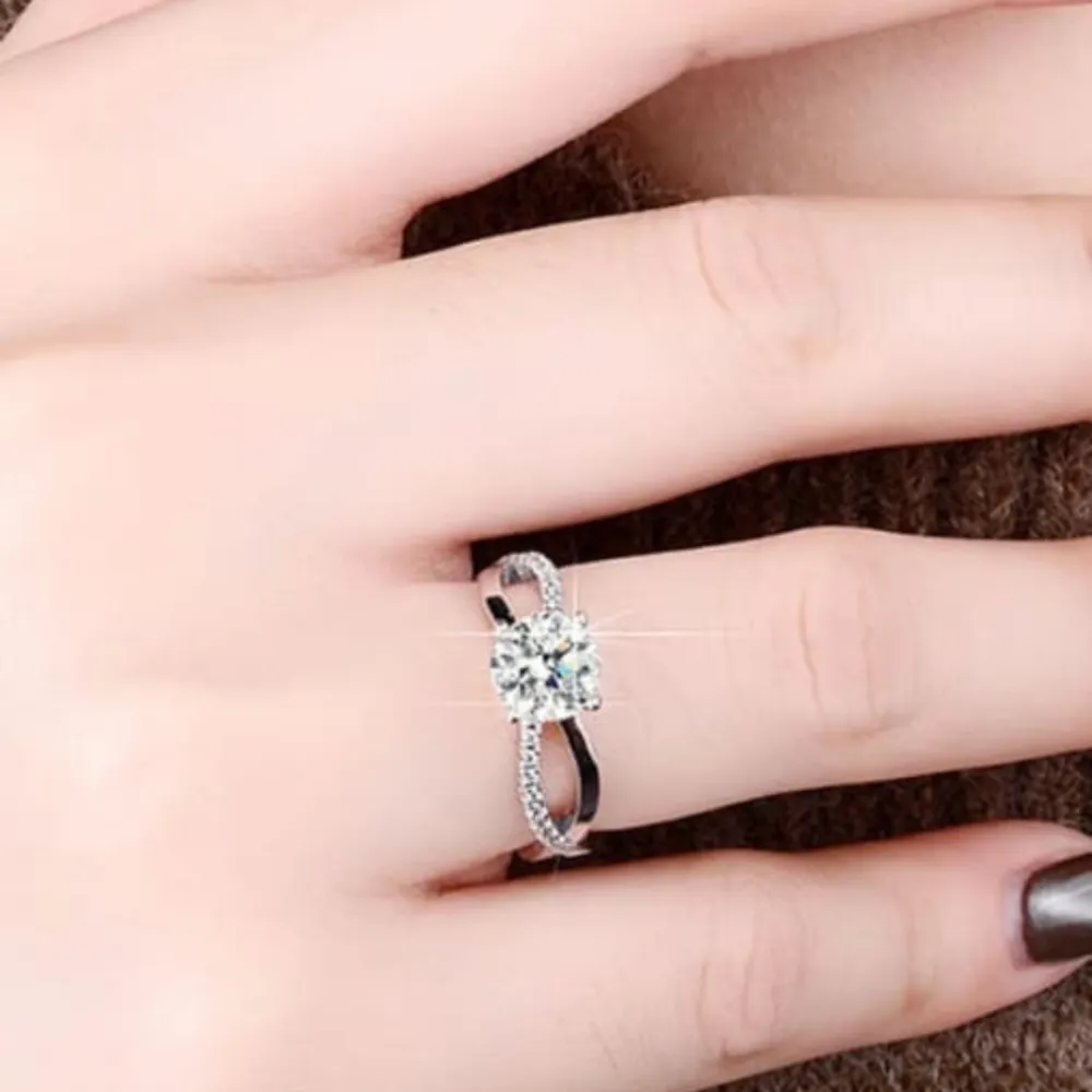 Moissanite Infinity Band Ring