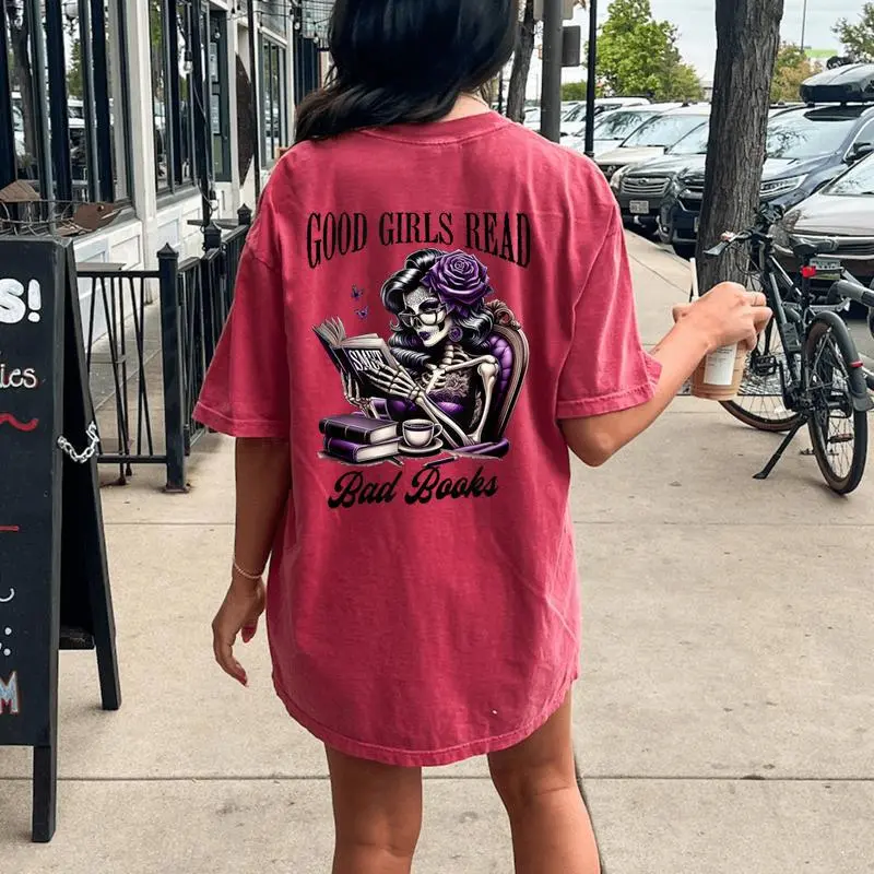 Smut Book Reading Smutty Good That Girls Read Bad Books Women's Oversized Comfort T-Shirt Back Print