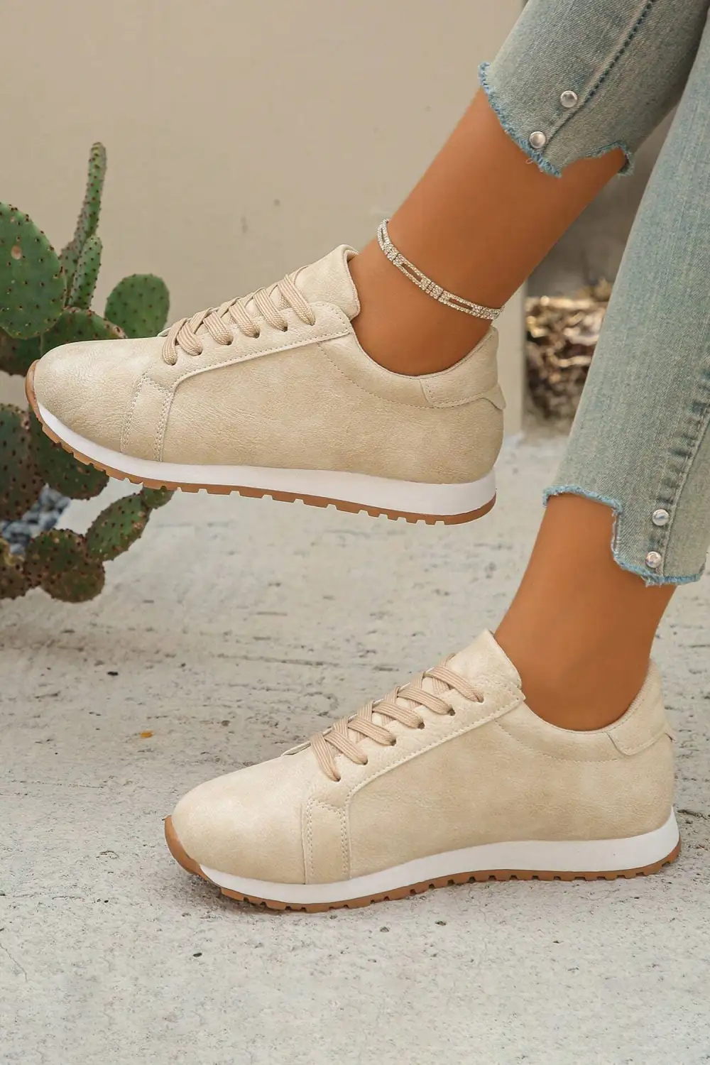 Suede Lace Up Casual Sneakers