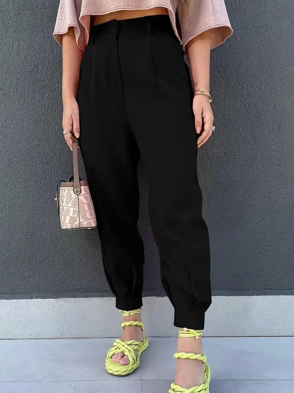 Textured High Waist Pocket Detail Pants