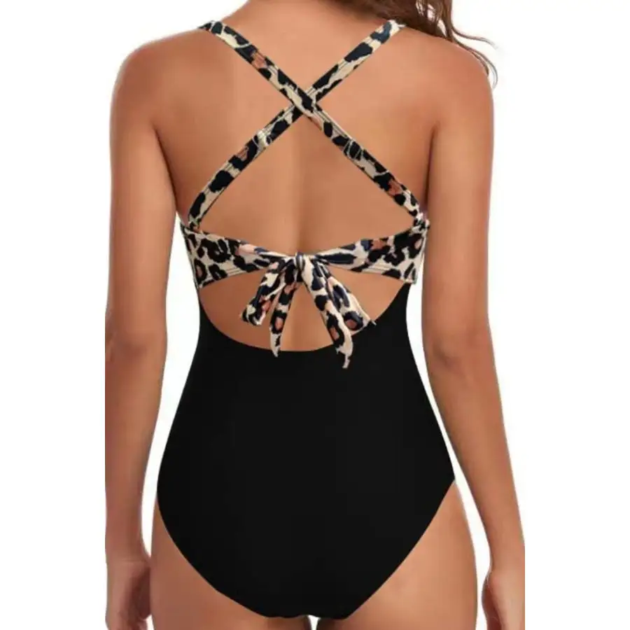 Women's Cutout Crisscross One-Piece Swimsuit