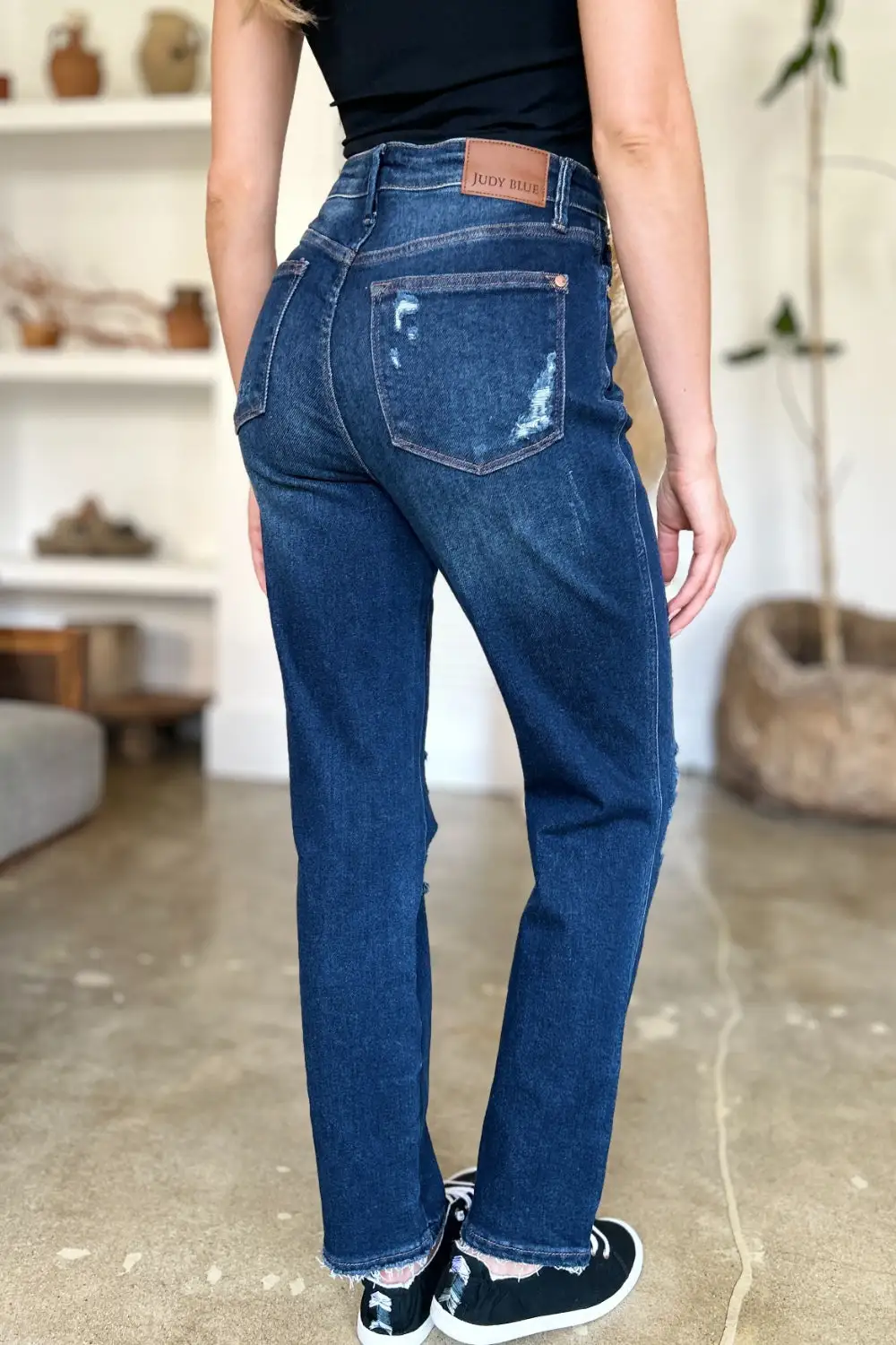 Comfort-Fit High Waist Jeans