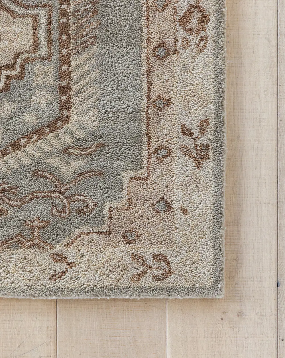 Hand-Tufted Wool Area Rug