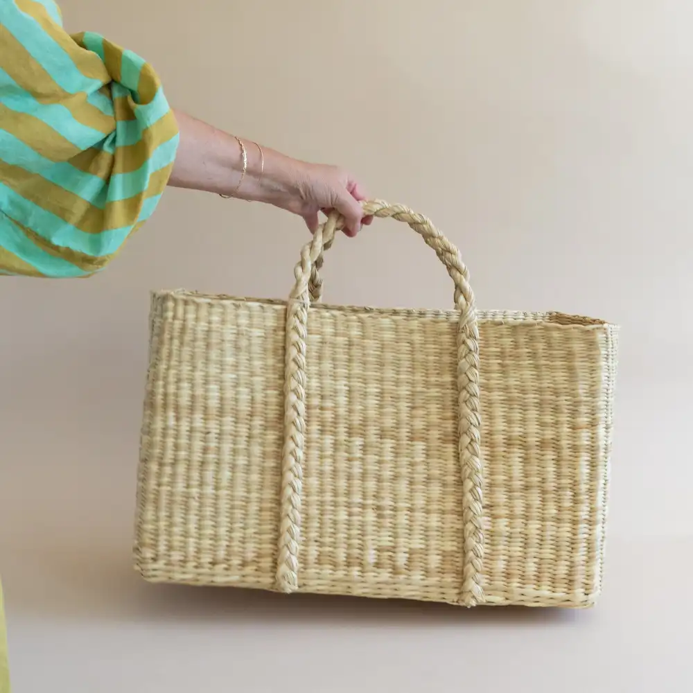 Verano Tote Basket