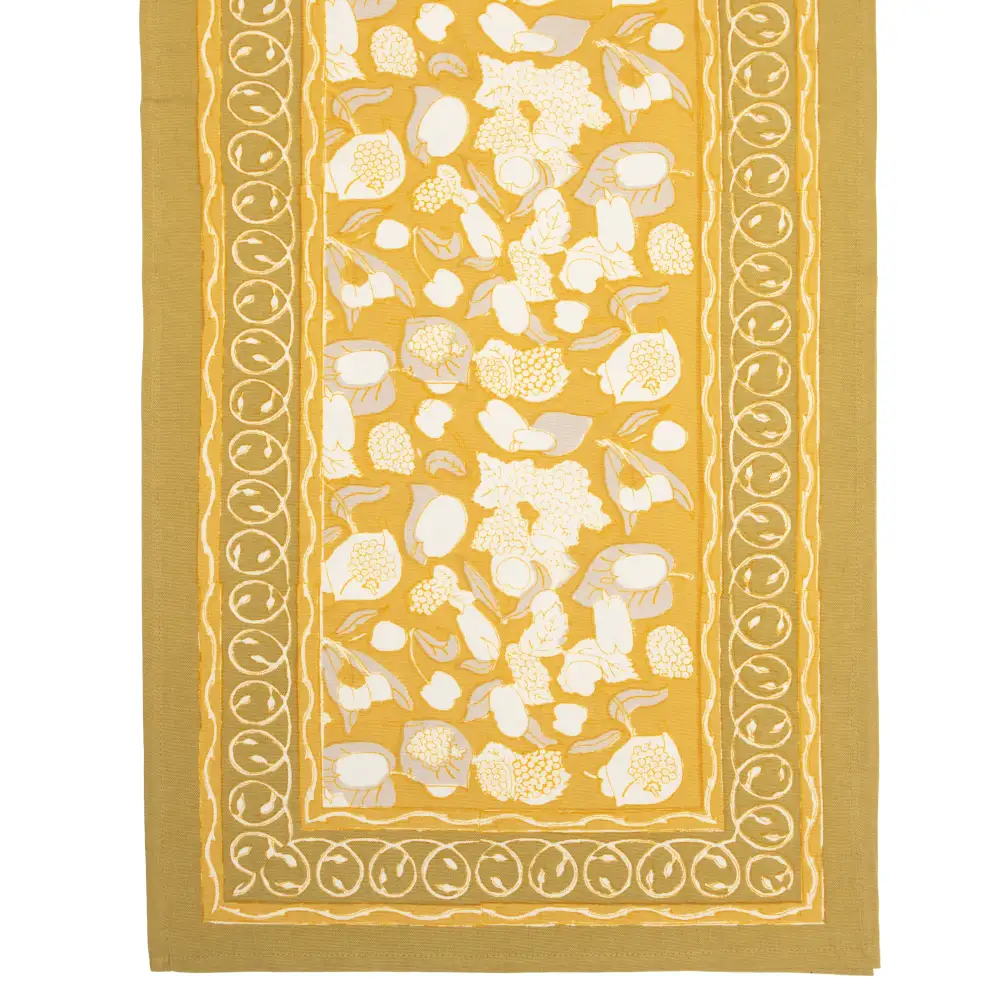 Entwined Harvest Foliage Table Runner