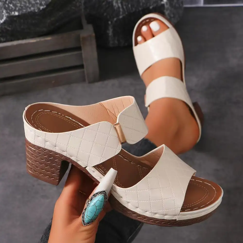 Cushioned Cushion Base Slide Sandals