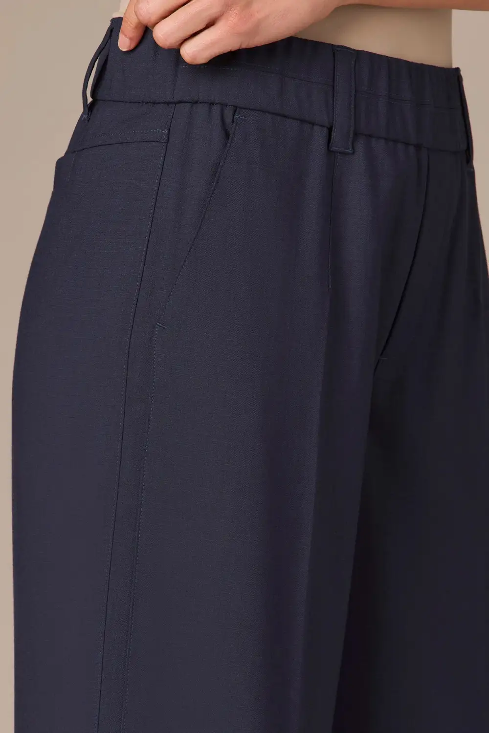 Pull-On Side Seam Tailored Trousers