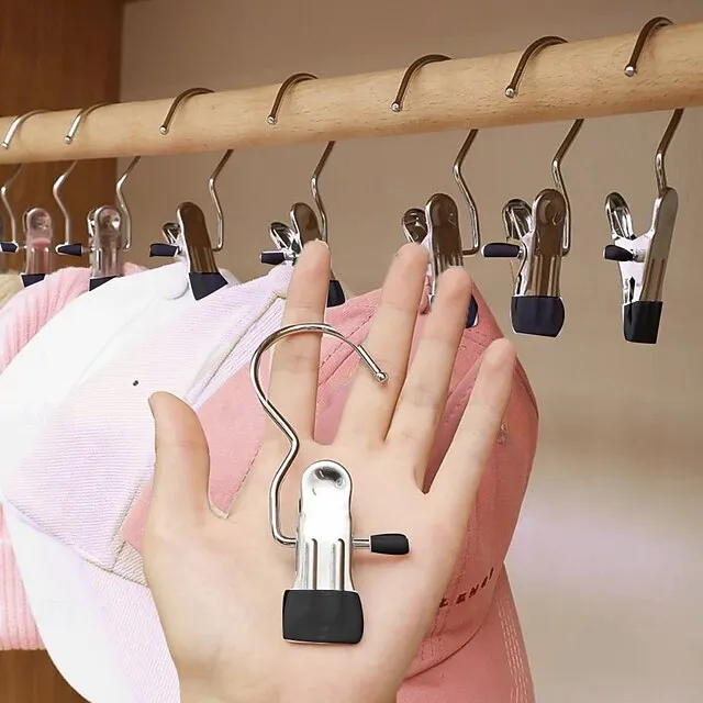 Versatile Closet Hanging Storage Clips
