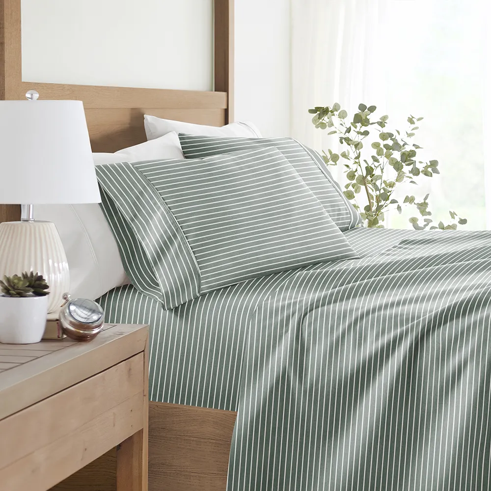 Distressed Awning Stripe Pattern Sheet Set