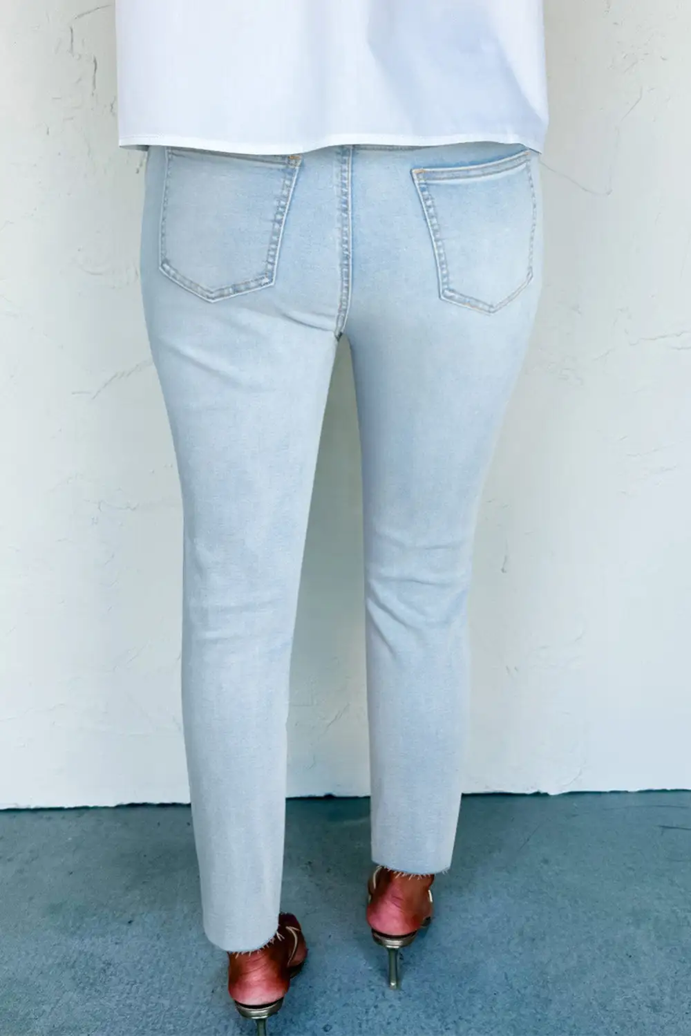Easy Frayed Hem Denim Jeans