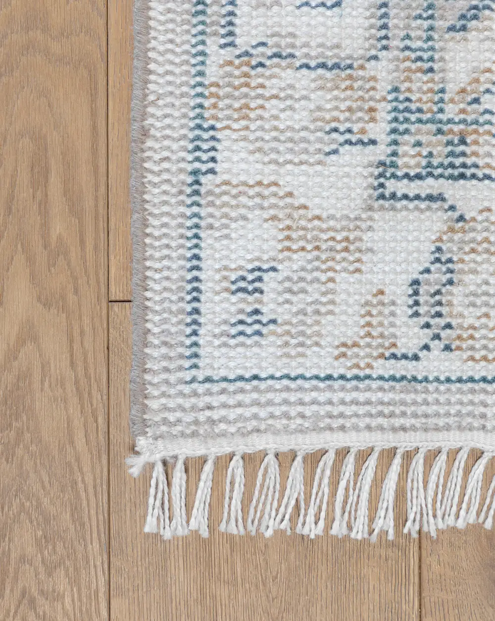 Durable-Weave Hand-Knotted Polyester Area Rug