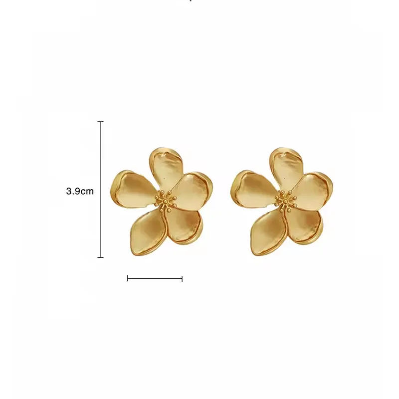 Gold vintage matte-textured flower ladies' earrings