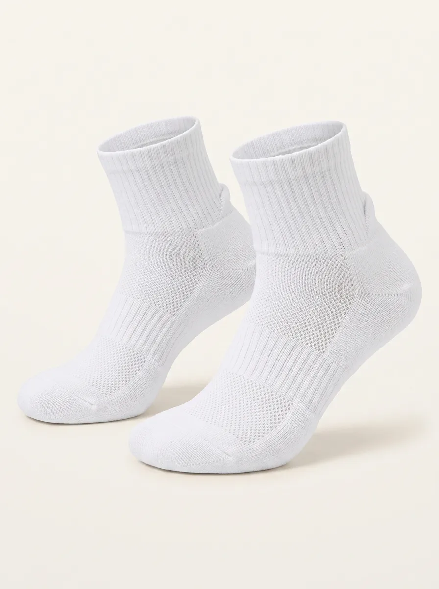 White Trail Minimal Athletic Performance Ankle Socks
