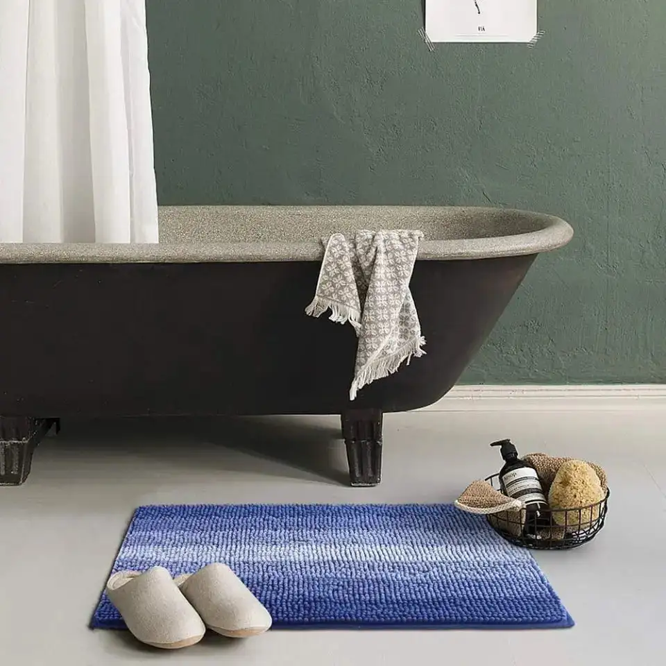Gradient Stripe Bath Rug