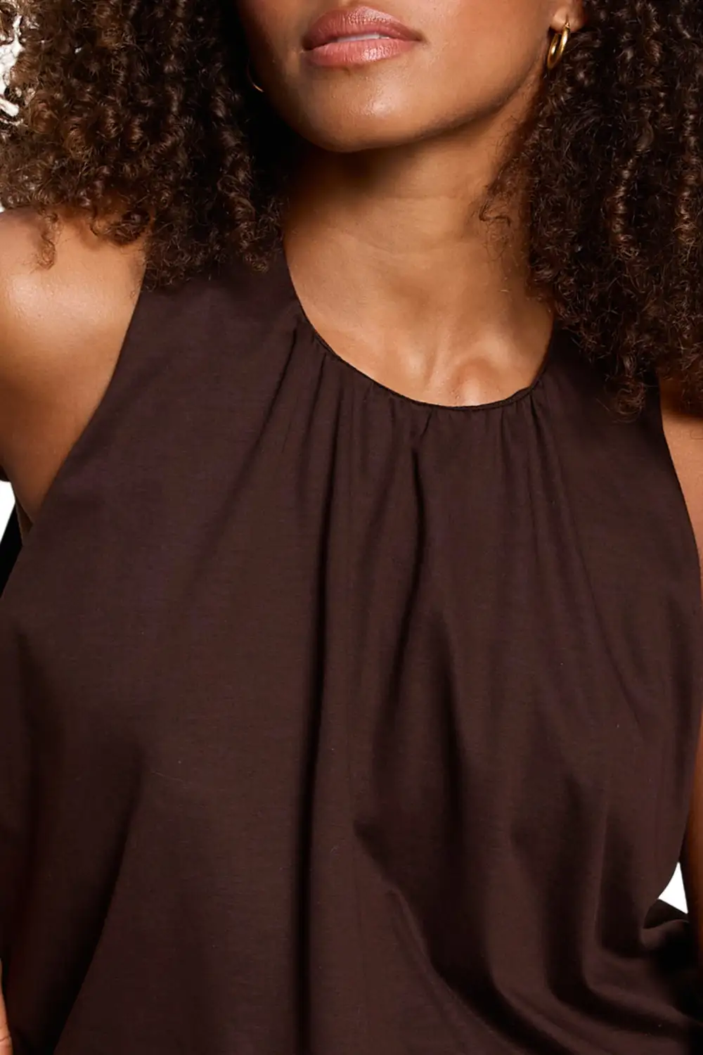 Bubble Hem Fitted Lightweight Tank Top