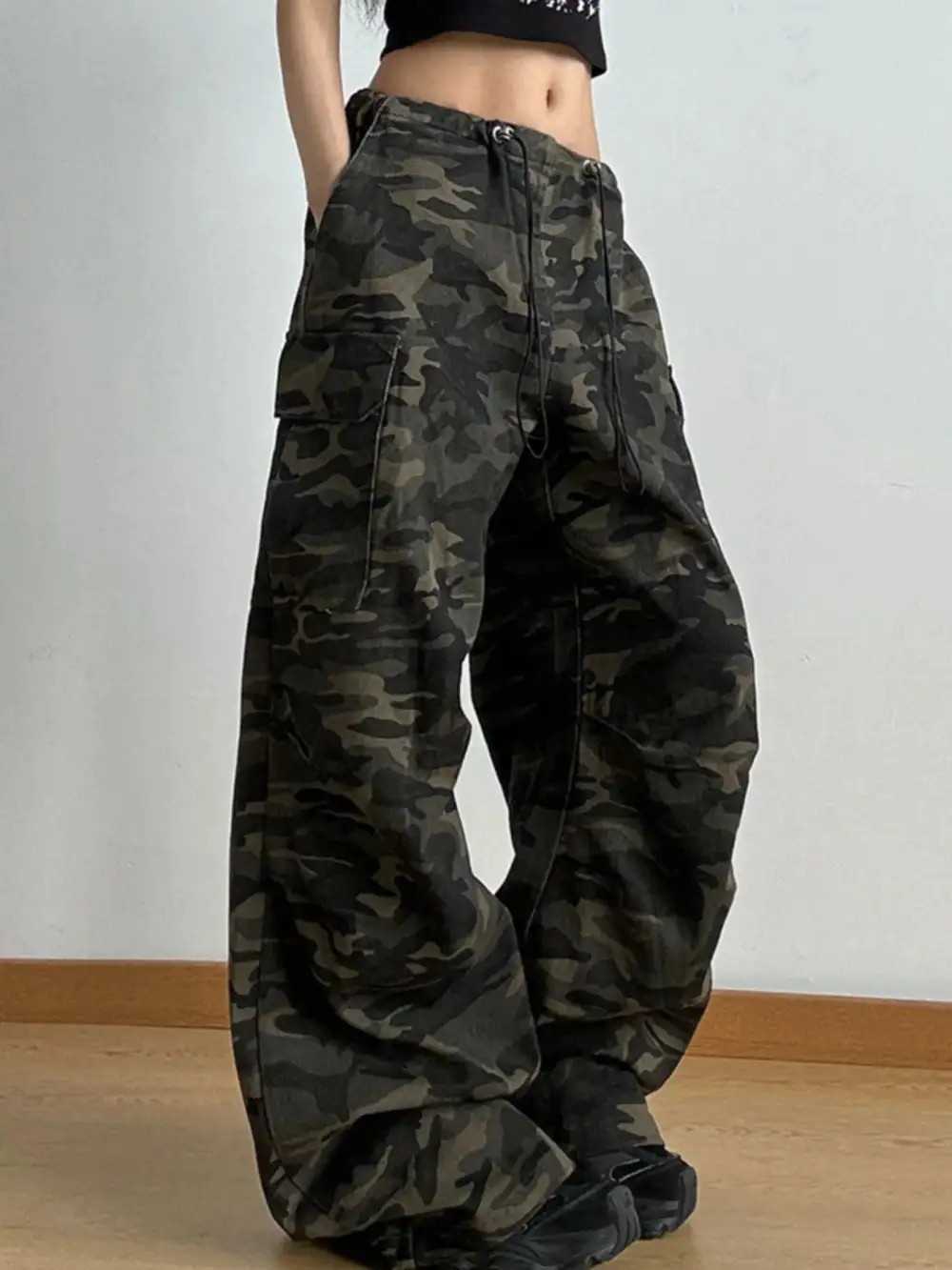 Drawstring Camouflage Cargo Wide Leg Jeans