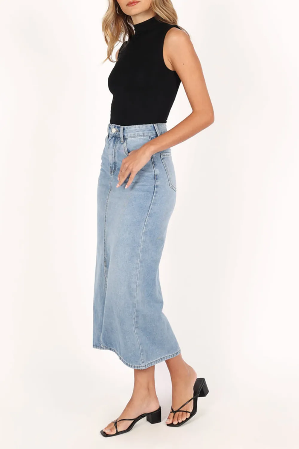 RELAXED MIDI A-LINE KNIT SKIRT