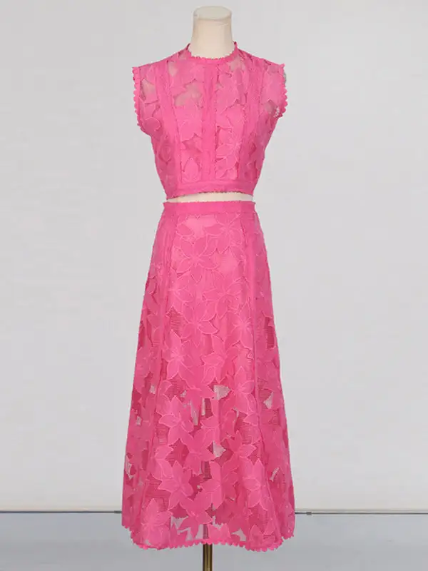Modern Round Neck Sleeveless Detail Coordinated Set