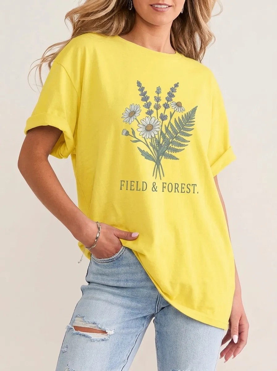 Women's Nature Lover Field & Forest Daisy Lavender Printed T-shirt