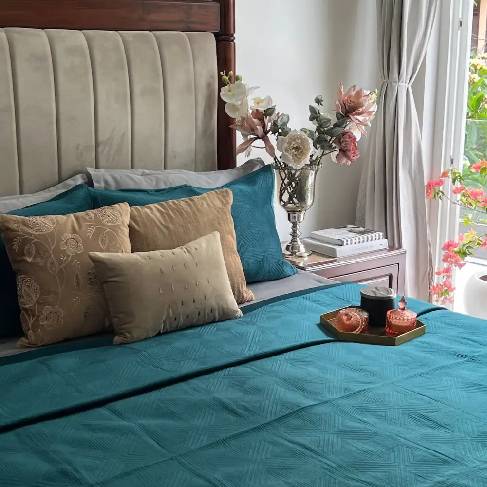Emerald Green Velvet Bedspread