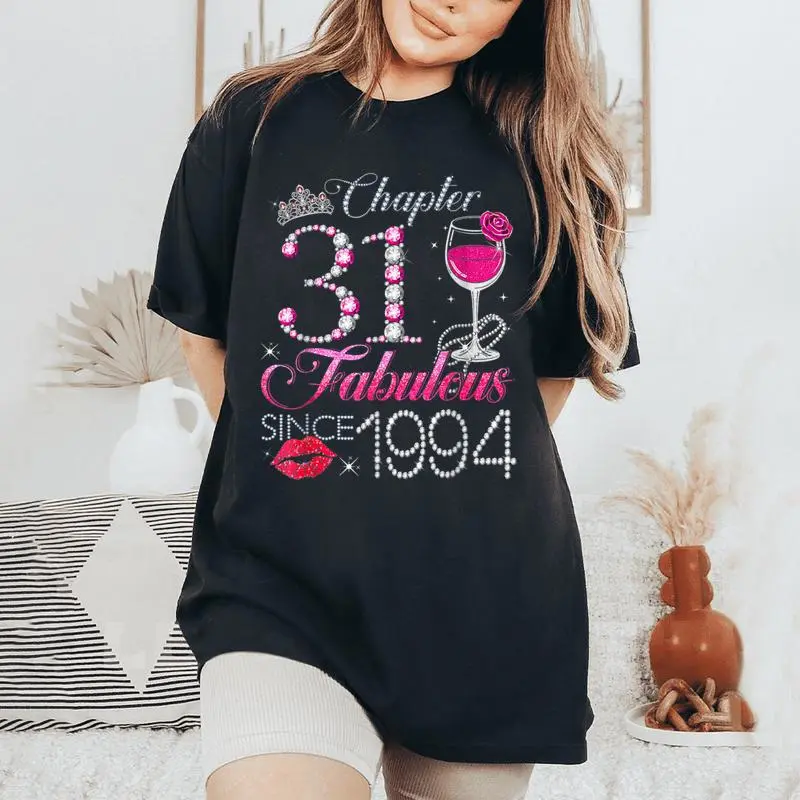Chapter 31 Fabulous Since 1994 31St Birthday Queen Diamond Women's Oversized Comfort T-Shirt