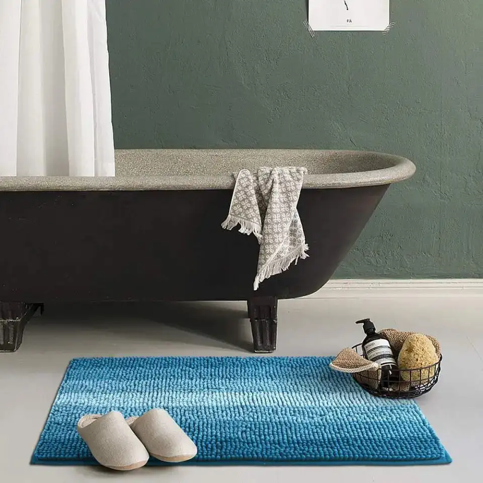 Gradient Stripe Bath Rug