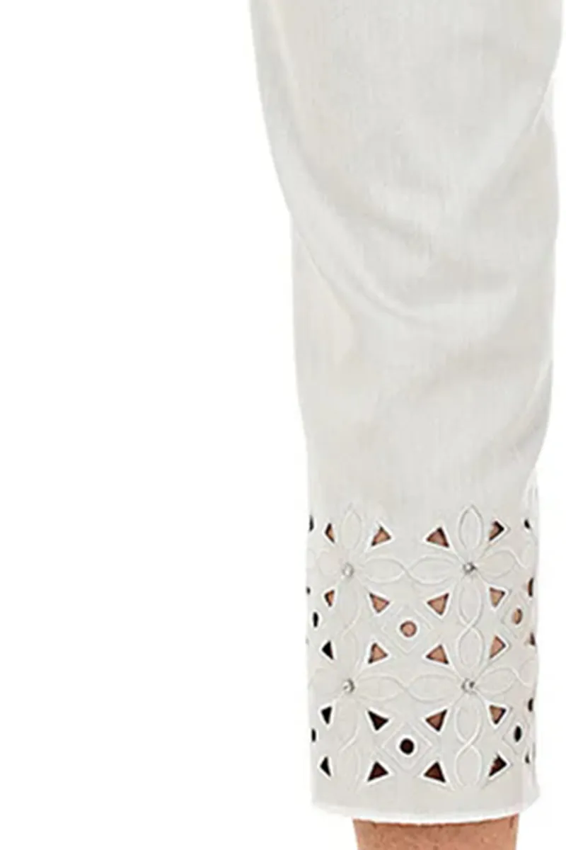 Flower Lattice Hem Denim Capri Pant