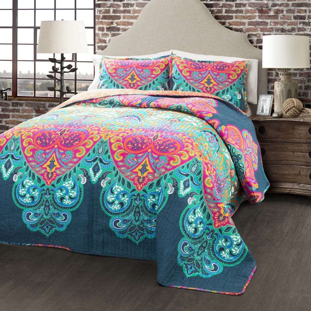 Cozy Bohemian Quilt Bedding Set