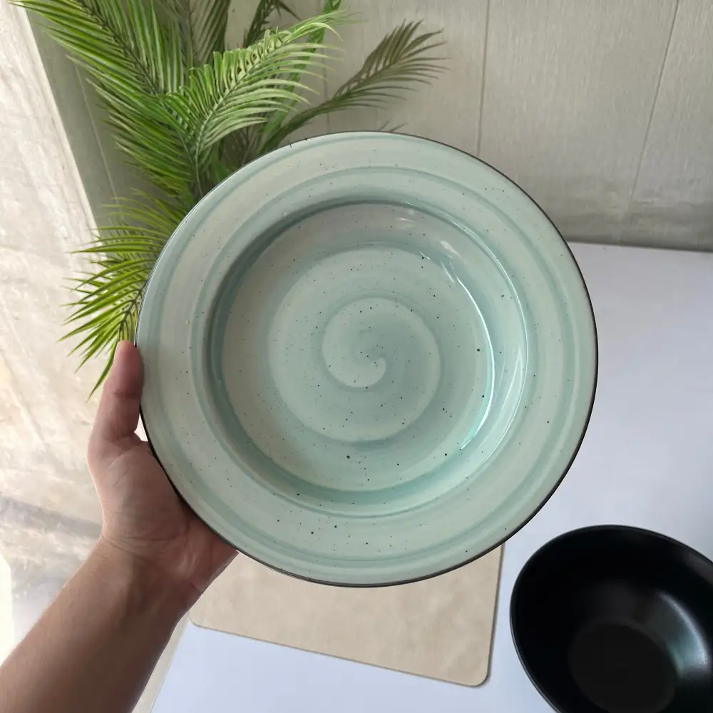 Clean Table Deep Ceramic Dining Plate